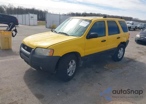 2003 Ford Escape Xlt z USA, uszkodzony, nr VIN 1FMYU031X3KB80037